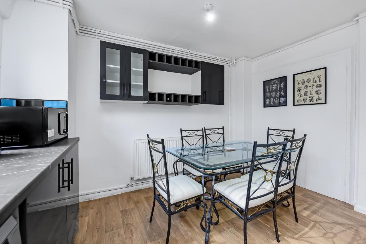 Stylish Excel 3 Bedroom Flat Лондон Экстерьер фото